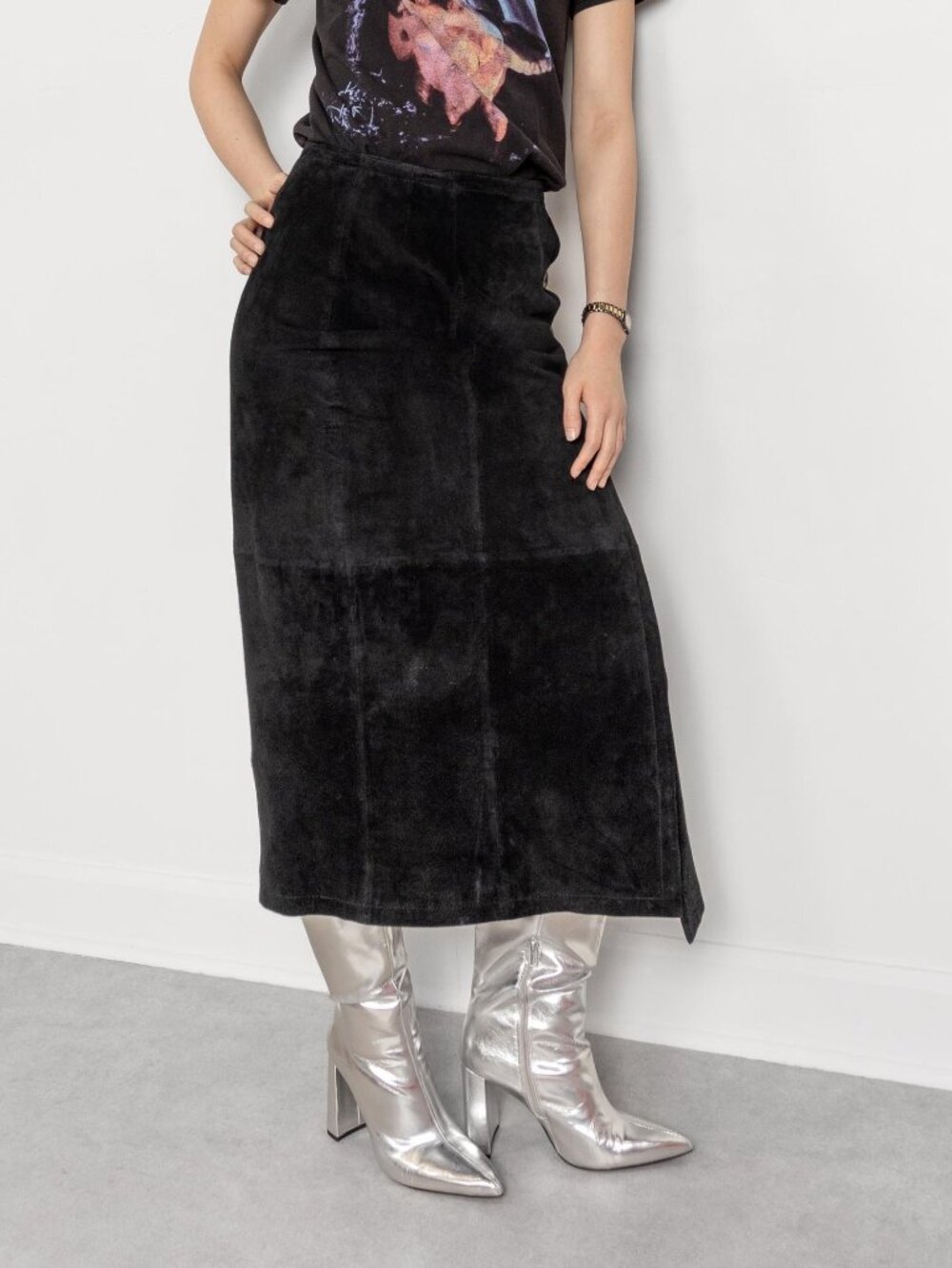 Vintage Black Suede Maxi Wrap Skirt – 90's Leather Style, Size 3/4